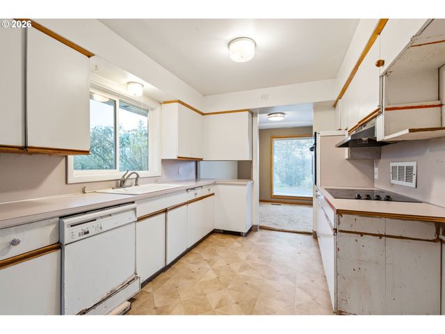 9505 Se 132ND Ave, Happy Valley, OR 97086