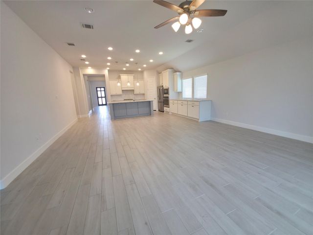 1140 Wandering Brook Street, Magnolia, TX 77354