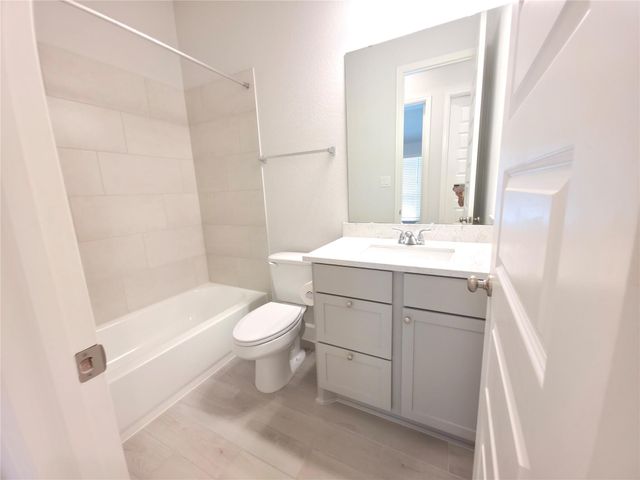 1140 Wandering Brook Street, Magnolia, TX 77354