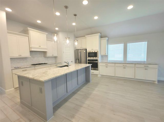 1140 Wandering Brook Street, Magnolia, TX 77354