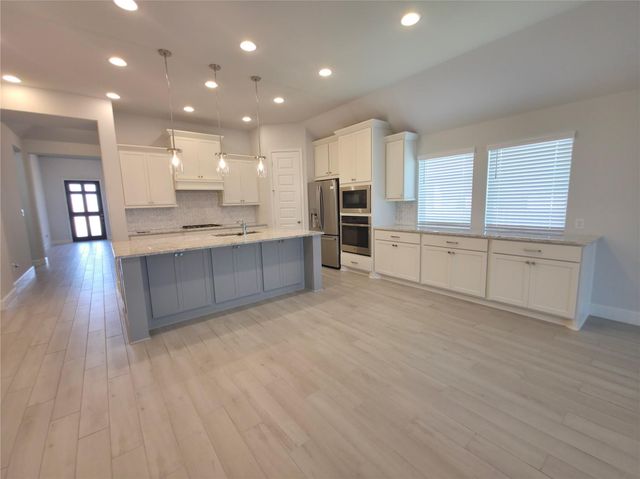 1140 Wandering Brook Street, Magnolia, TX 77354