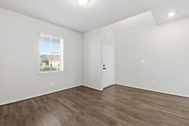 8415 Baywatch Circle, Baytown, TX 77523