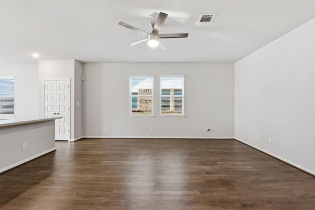 8415 Baywatch Circle, Baytown, TX 77523