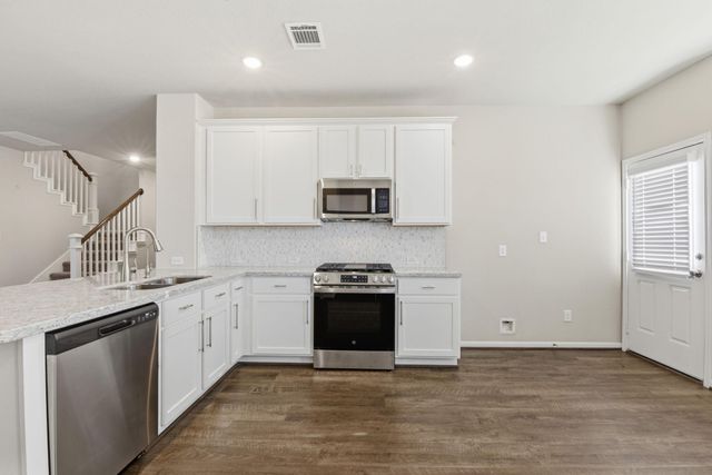 8415 Baywatch Circle, Baytown, TX 77523