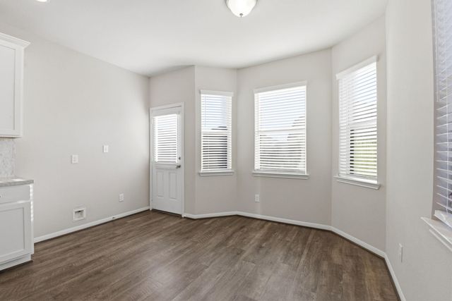 8415 Baywatch Circle, Baytown, TX 77523