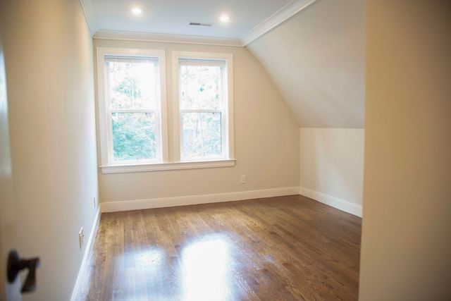 53 Quint Ave 3, Boston, MA 02134