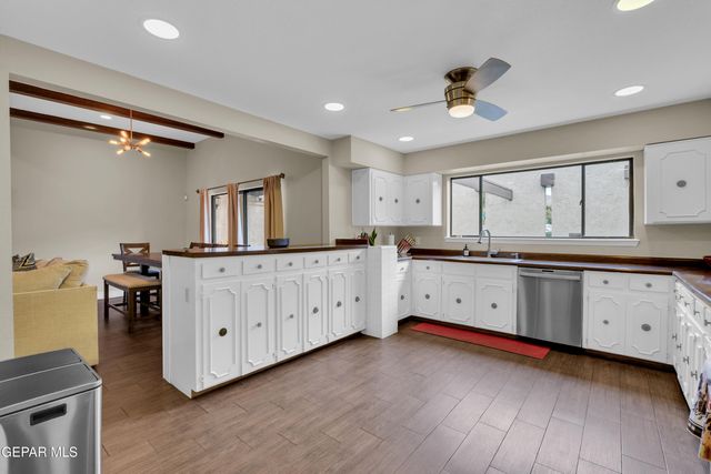 425 VALPLANO Drive, El Paso, TX 79912