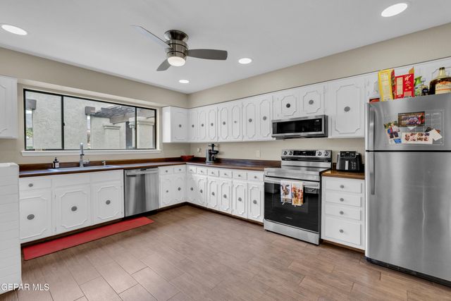 425 VALPLANO Drive, El Paso, TX 79912