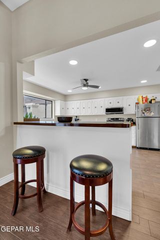 425 VALPLANO Drive, El Paso, TX 79912
