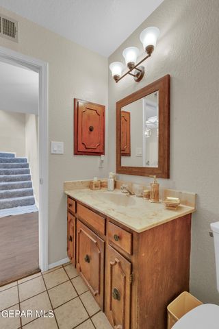 425 VALPLANO Drive, El Paso, TX 79912