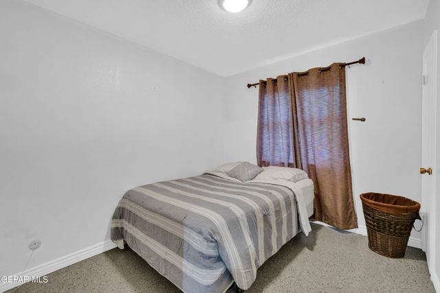 425 VALPLANO Drive, El Paso, TX 79912