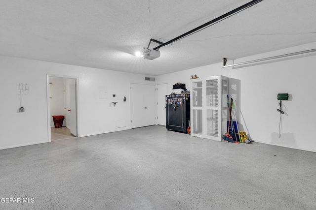 425 VALPLANO Drive, El Paso, TX 79912