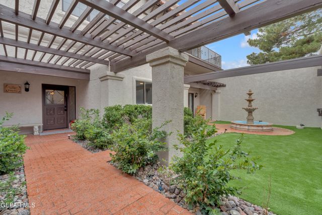 425 VALPLANO Drive, El Paso, TX 79912