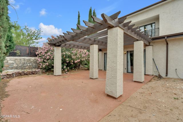 425 VALPLANO Drive, El Paso, TX 79912