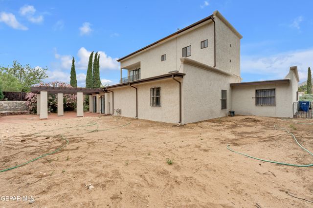 425 VALPLANO Drive, El Paso, TX 79912