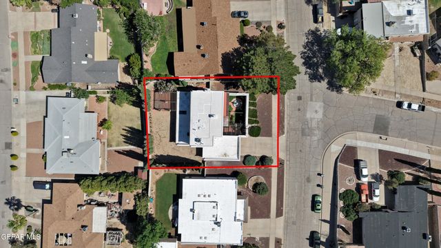 425 VALPLANO Drive, El Paso, TX 79912