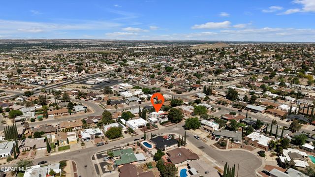 425 VALPLANO Drive, El Paso, TX 79912