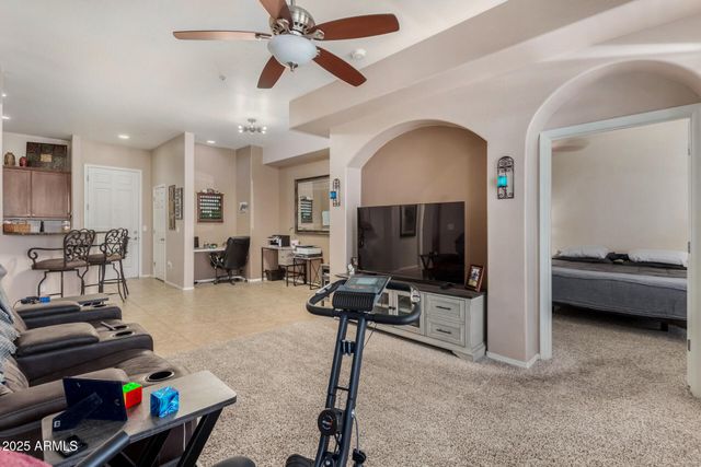 14575 W MOUNTAIN VIEW Boulevard 10305, Surprise, AZ 85374