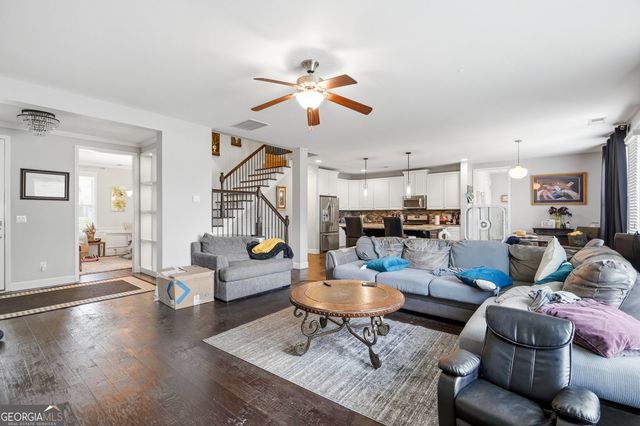 105 Delamere Place, Tyrone, GA 30290