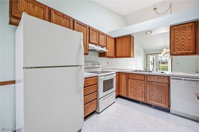 117 Greenfield Oval, Warren, OH 44483