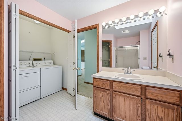 117 Greenfield Oval, Warren, OH 44483