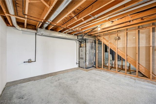 117 Greenfield Oval, Warren, OH 44483