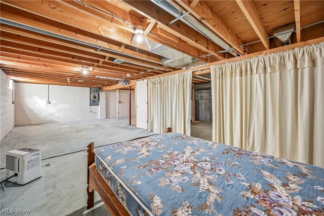 117 Greenfield Oval, Warren, OH 44483