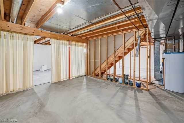 117 Greenfield Oval, Warren, OH 44483