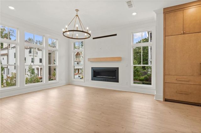 2275 Park Walke Drive, Alpharetta, GA 30009