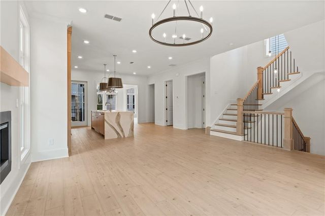 2275 Park Walke Drive, Alpharetta, GA 30009