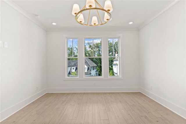 2275 Park Walke Drive, Alpharetta, GA 30009