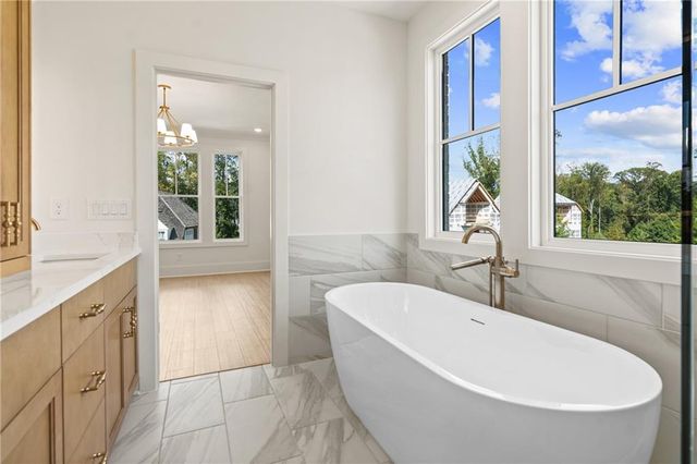 2275 Park Walke Drive, Alpharetta, GA 30009