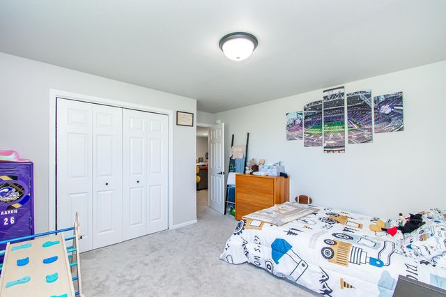 7880 Lost River Road, Horace, ND 58047