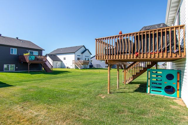 7880 Lost River Road, Horace, ND 58047