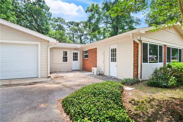 5308 Yorkwood Road S, Mobile, AL 36693