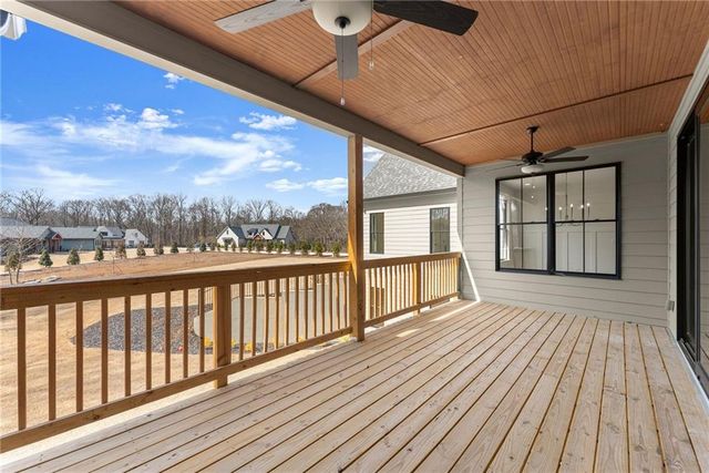 9224 Waldrip Road, Gainesville, GA 30506