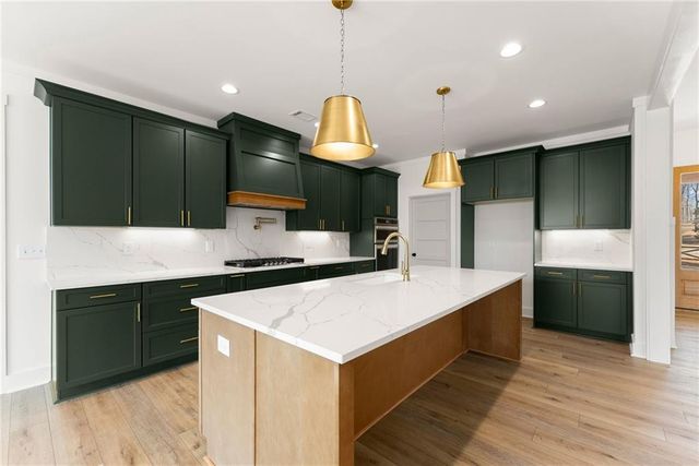 9224 Waldrip Road, Gainesville, GA 30506