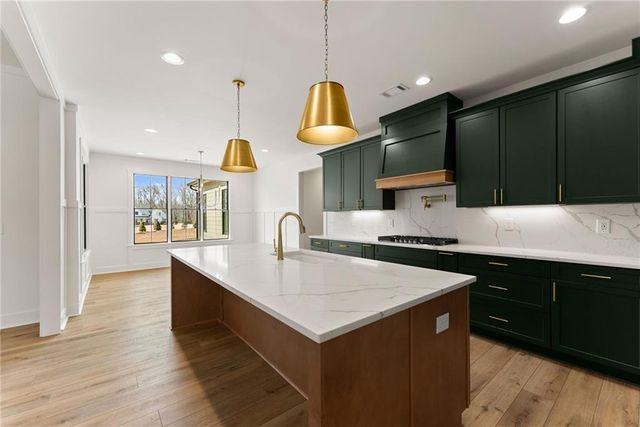 9224 Waldrip Road, Gainesville, GA 30506