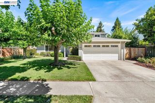 5887 Black Ave, Pleasanton, CA 94566