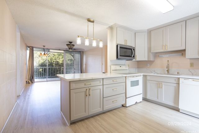 95-227 Waikalani Drive A405, Mililani, HI 96789