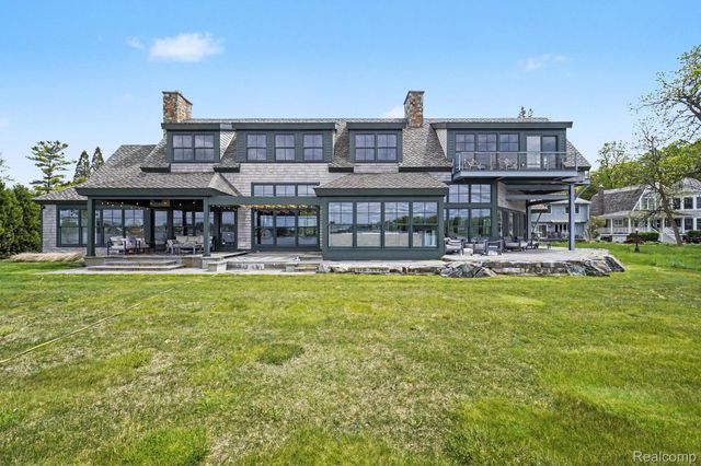 12410 Woodhull Landing, Fenton Charter Township, MI 48430