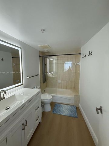 1750 N Bayshore Dr 5401, Miami, FL 33132