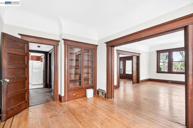 1331 Martin Luther King Jr Way, Berkeley, CA 94709