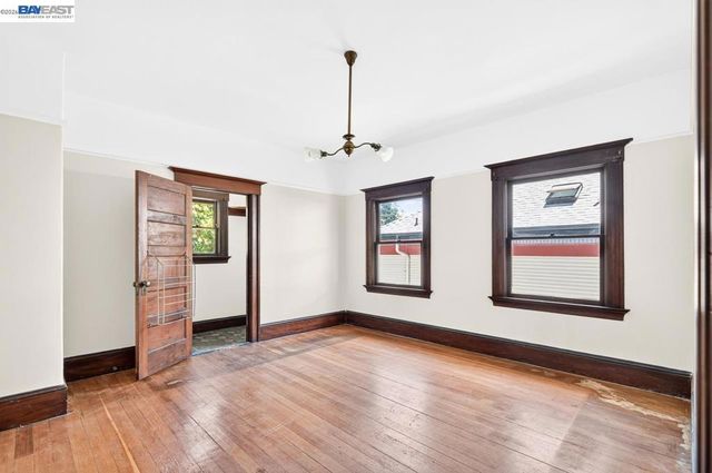 1331 Martin Luther King Jr Way, Berkeley, CA 94709
