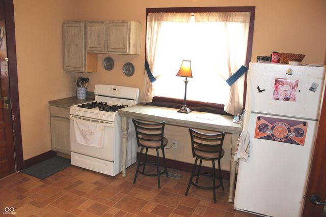 364 S Main Street, Rosedale, IN 47874