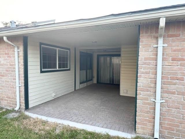 12227 Landcross Drive, Houston, TX 77099