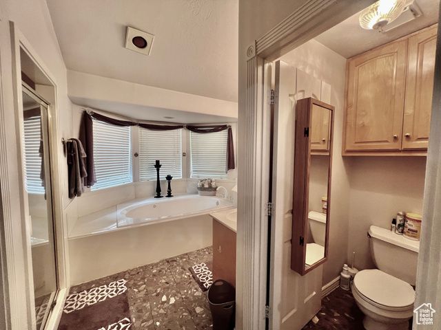 302 W HIDDEN HOLLOW DR, Orem, UT 84058