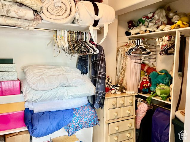 302 W HIDDEN HOLLOW DR, Orem, UT 84058