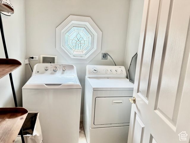 302 W HIDDEN HOLLOW DR, Orem, UT 84058