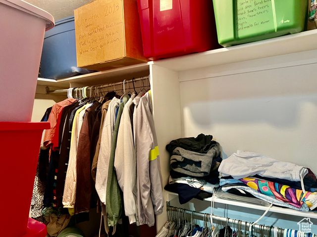 302 W HIDDEN HOLLOW DR, Orem, UT 84058